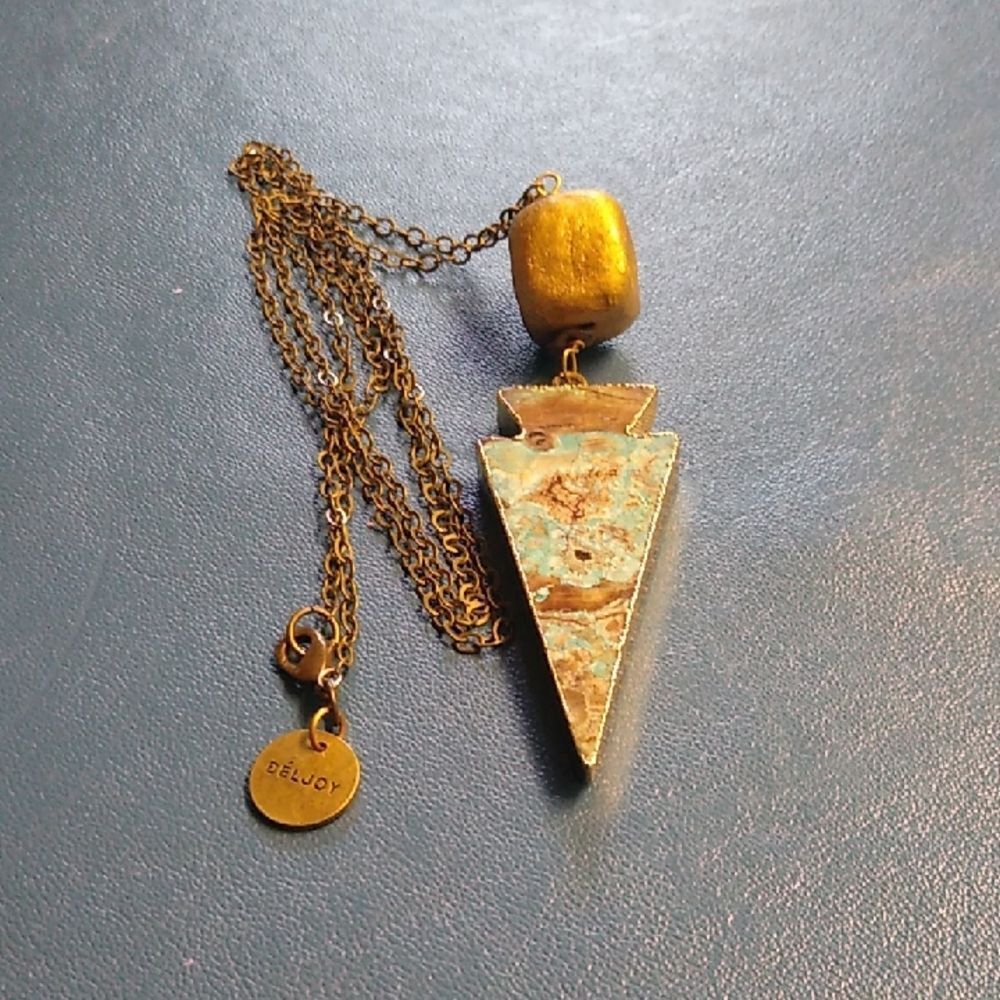 Beljoy Gold and Turquoise colored Arrowhead Pendant Necklace